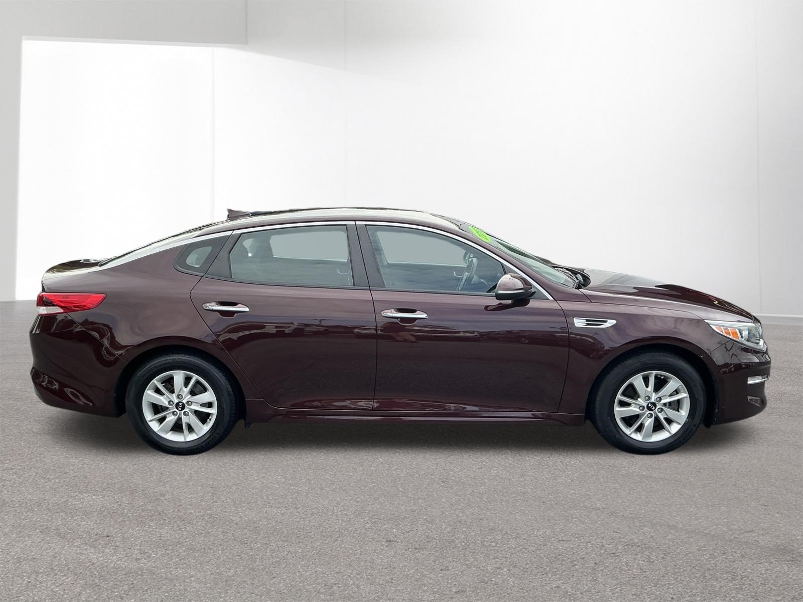 Used 2017 Kia Optima LX with VIN 5XXGT4L36HG171915 for sale in Stroudsburg, PA