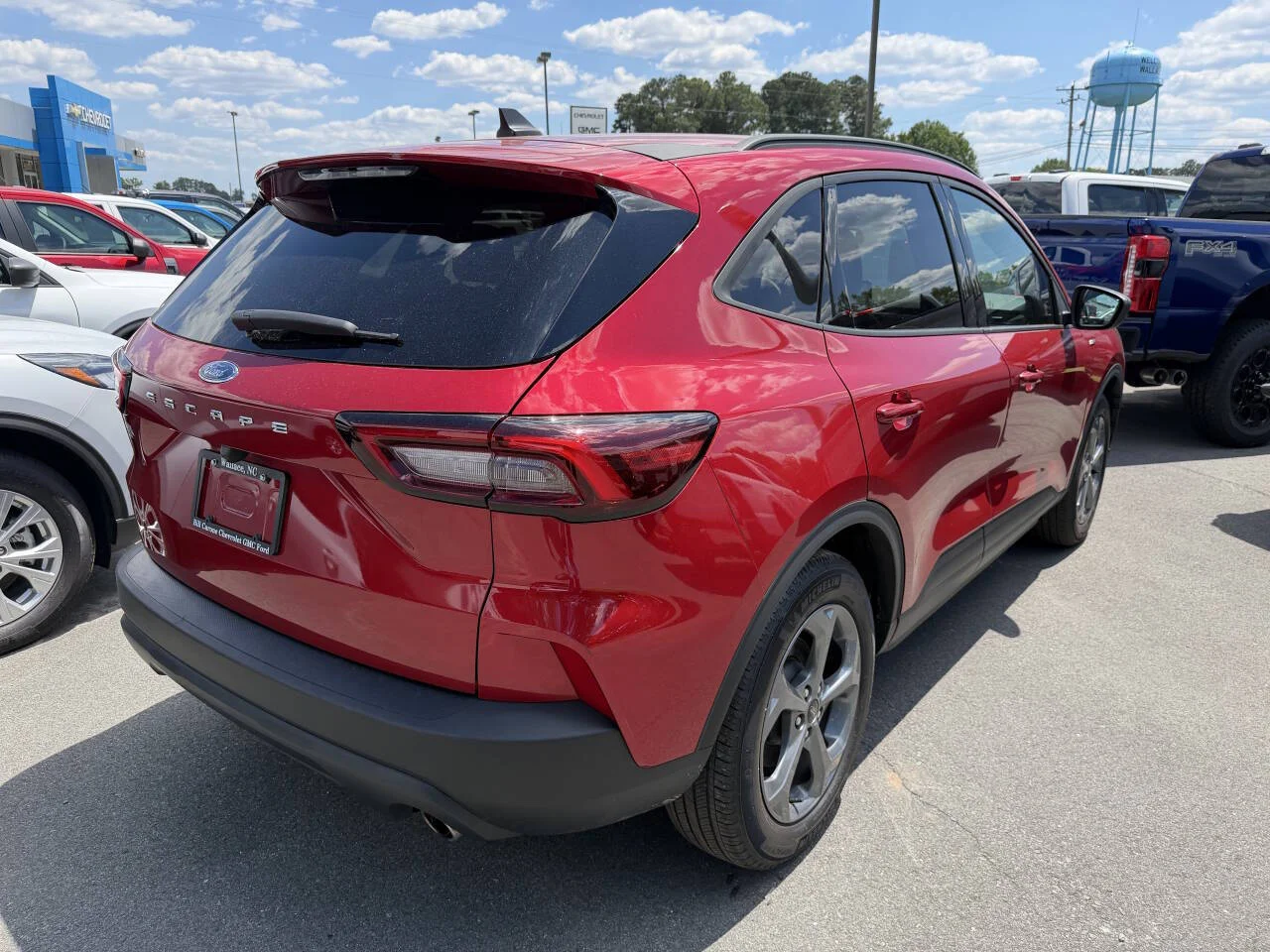 Used 2025 Red Ford ST Line 4dr SUV image 5