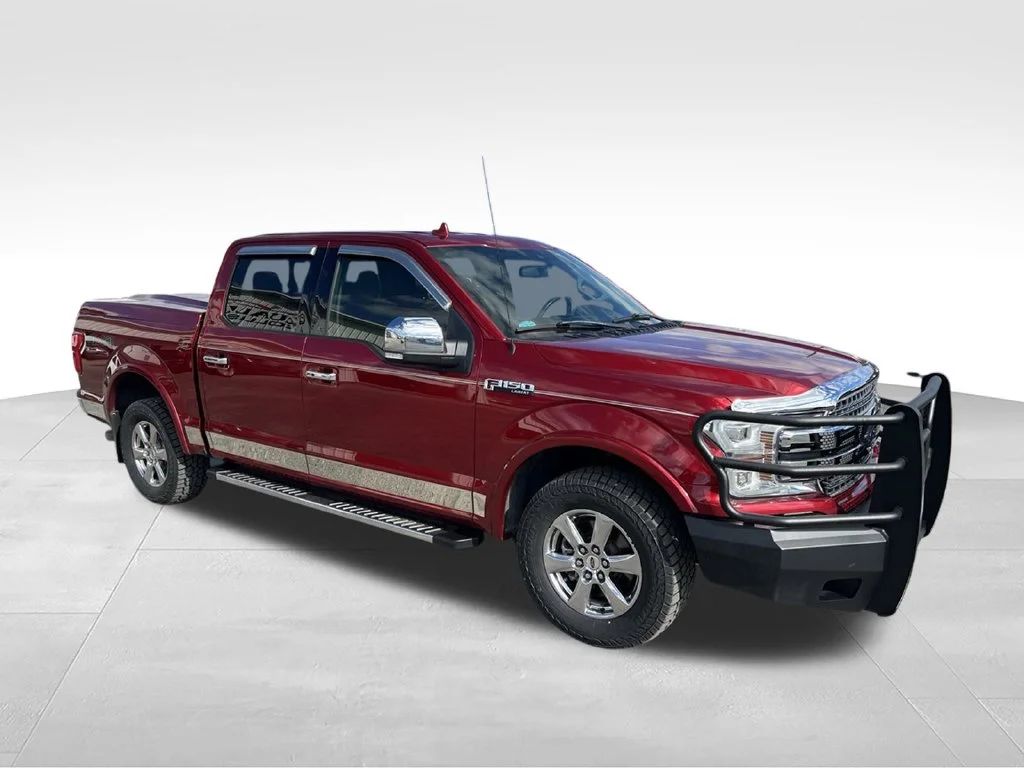 Used 2018 Red Ford Lariat image 3