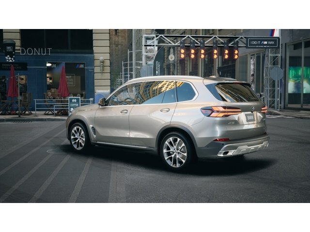 New 2026 Skyscraper Grey Metallic BMW xDrive40i image 2
