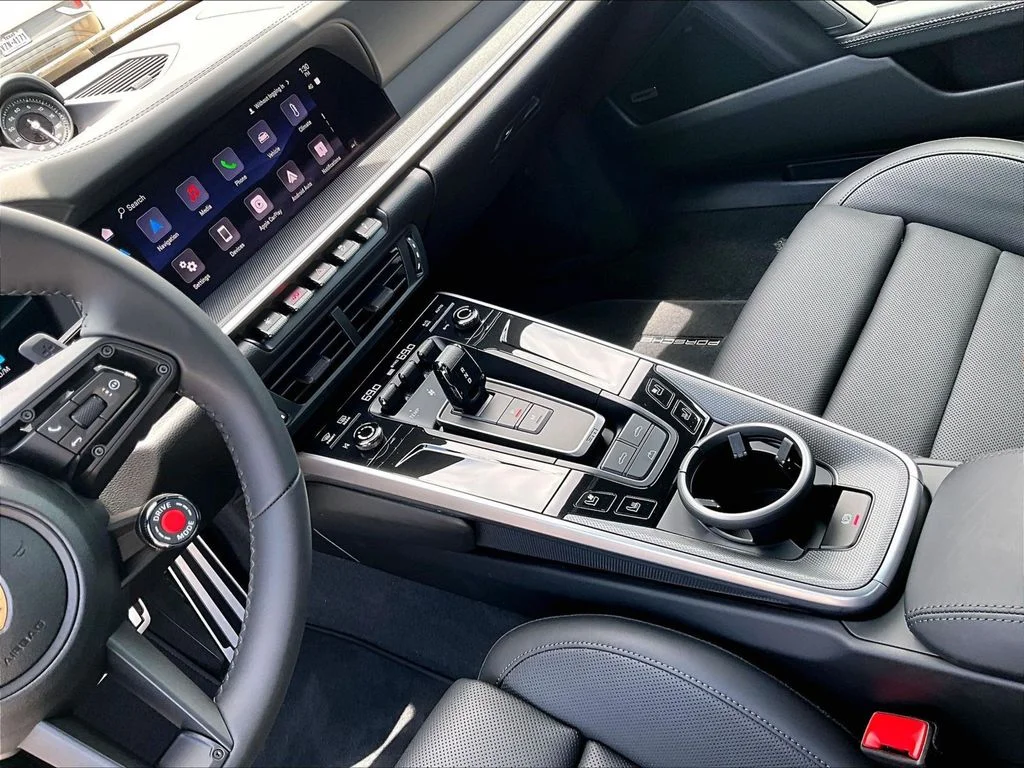 2026 Porsche 911 - Photo 17