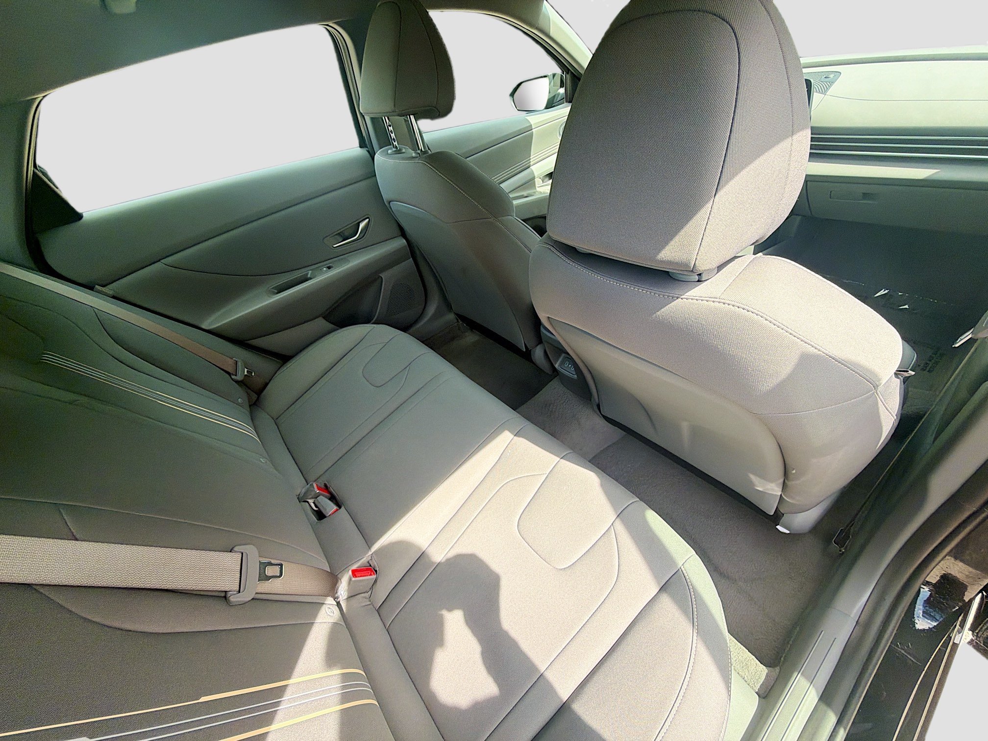 2026 Hyundai Elantra SEL Sport - Photo 26