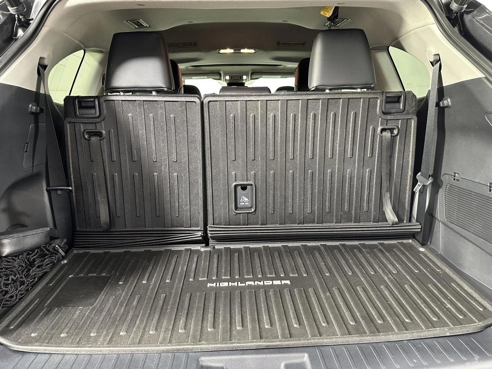 Used 2023 Magnetic Gray Metallic Toyota XLE image 14