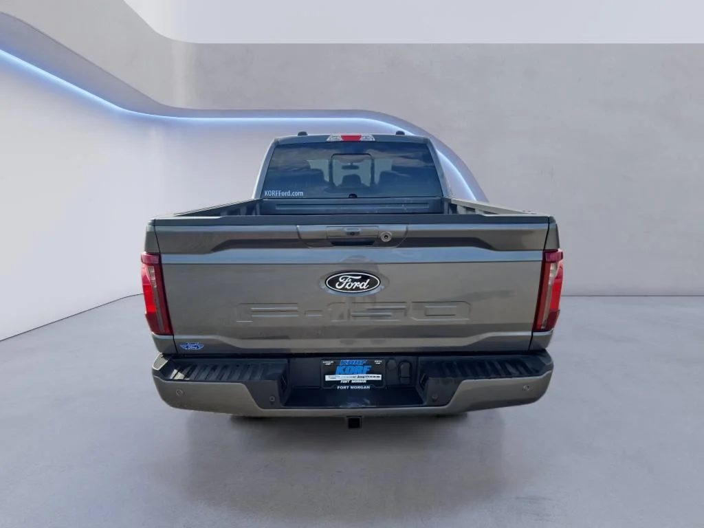 New 2026 Carbonized Gray Metallic Ford XLT image 6