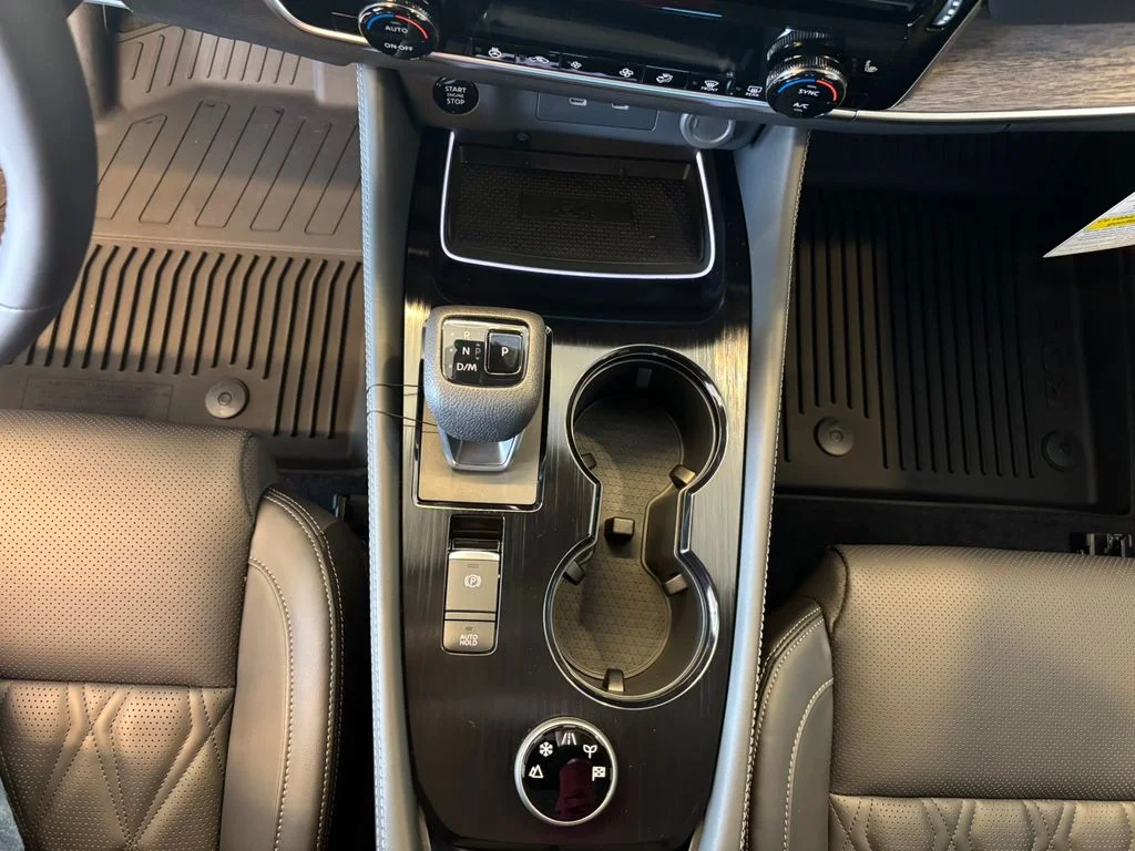 New 2026 Gold Nissan Platinum image 19