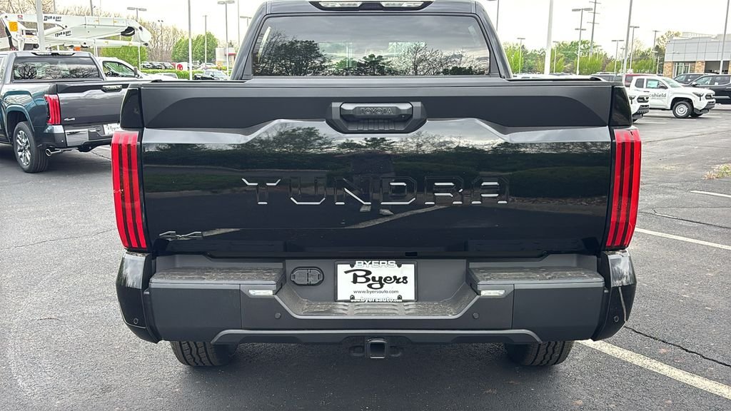 New 2026 Midnight Black Metallic Toyota  SR5 image 35