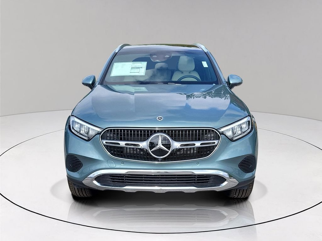 New 2026 Verde Silver Metallic Mercedes-Benz GLC 300 image 2