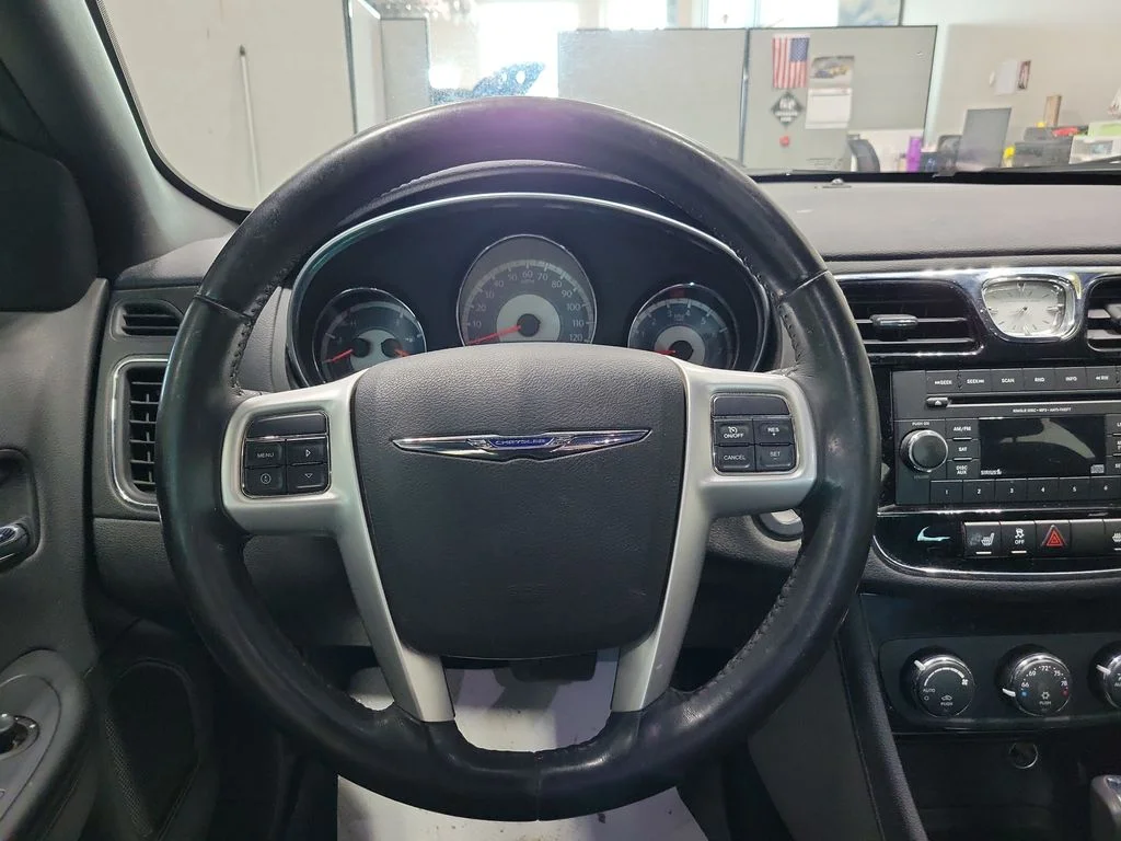 Used 2012 Silver Chrysler Touring image 23