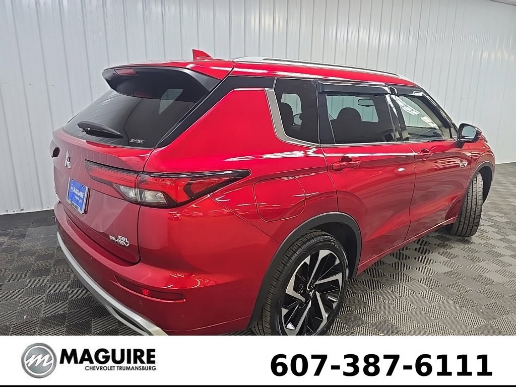 Used 2023 Red Mitsubishi SEL image 10