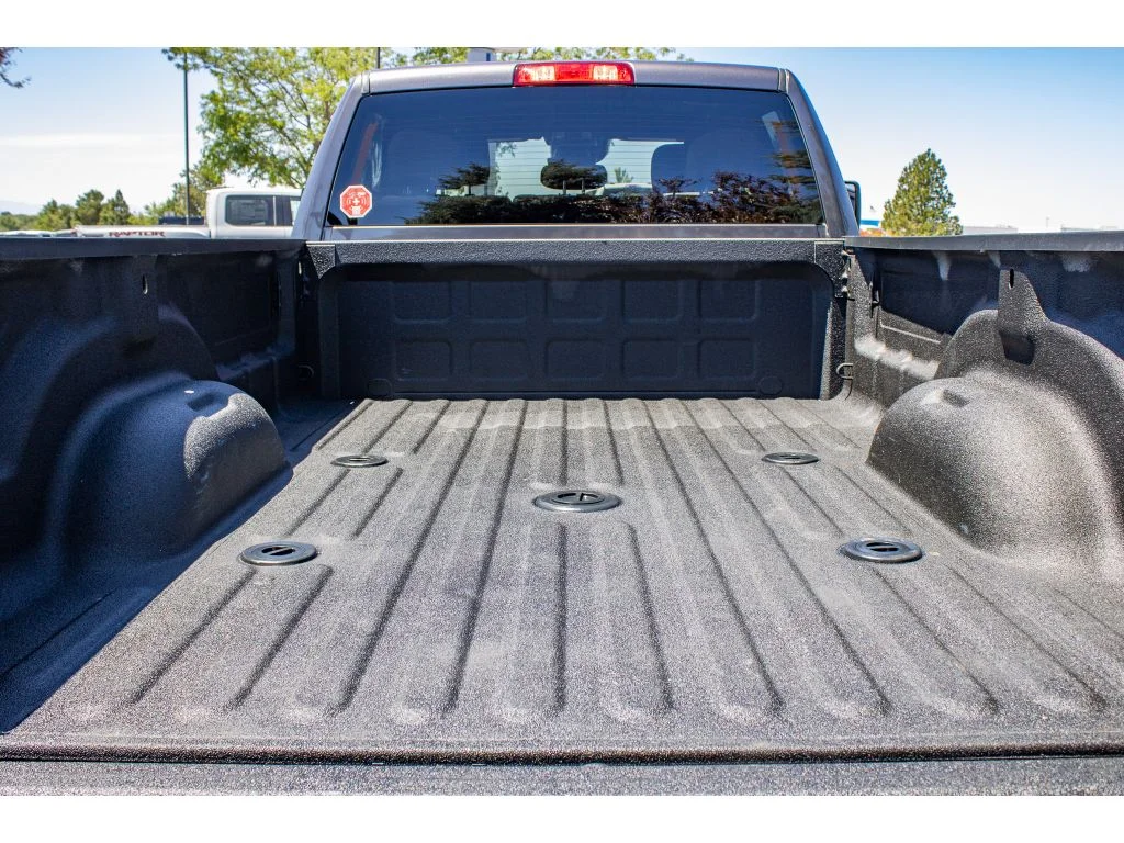 Used 2025 Granite Crystal Metallic Clearcoat Ram Big Horn image 12