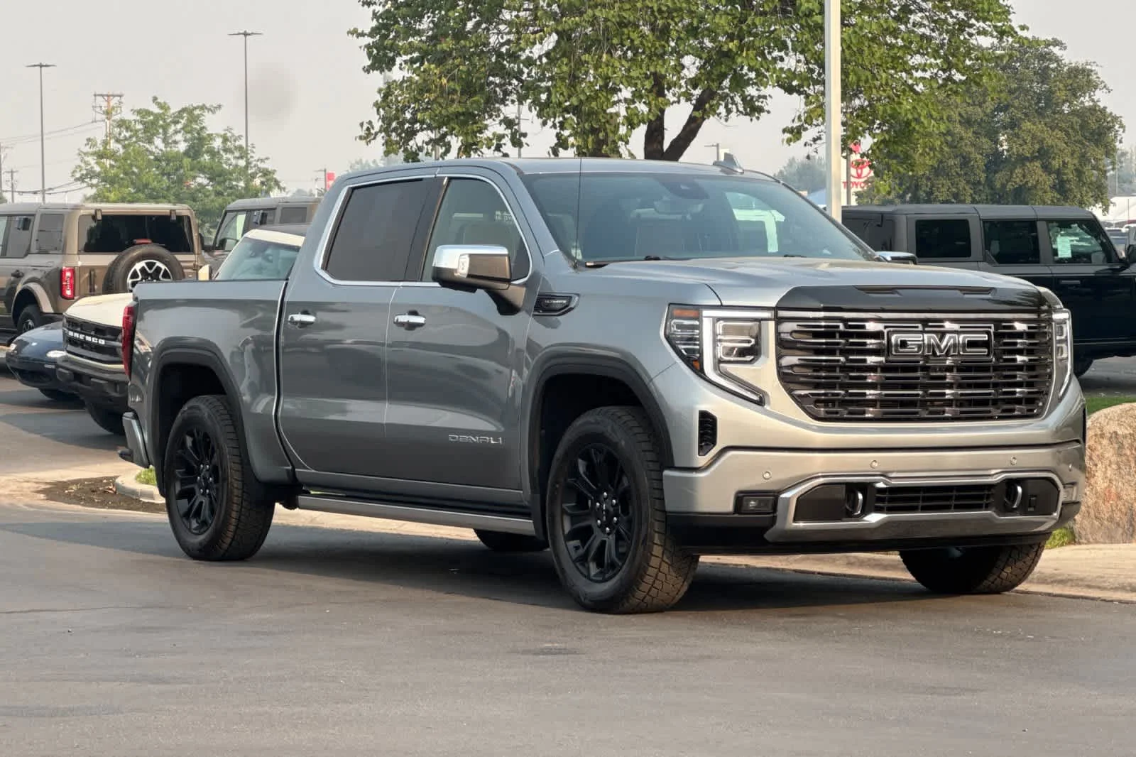 Certified Used 2026 Silver GMC Denali Ultimate image 9