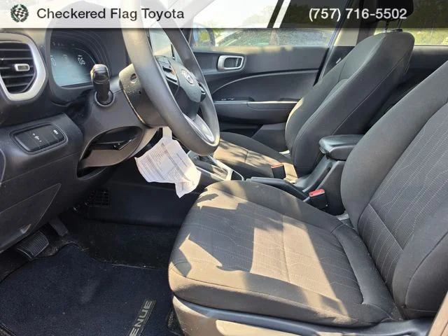 Used 2023 Intense Blue Hyundai SE image 8