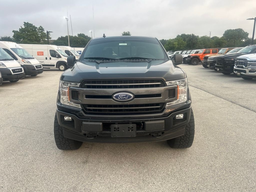 Used 2018 Black Ford  image 2