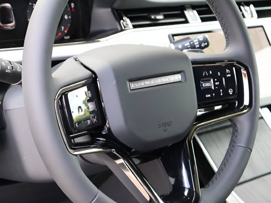 Used 2026 Tribeca Blue Metallic Land Rover Dynamic image 19