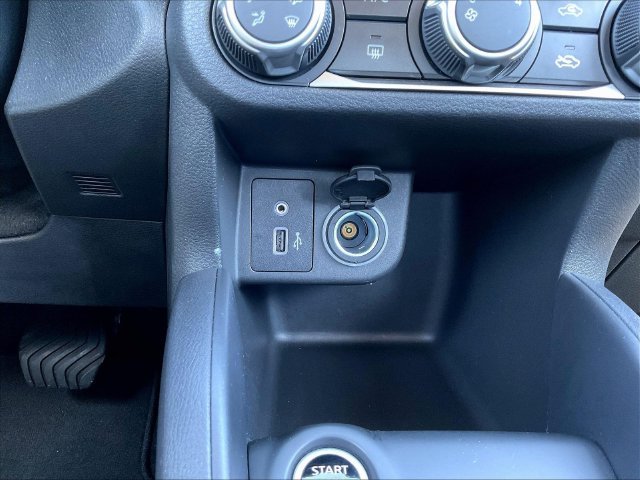 Used 2025 Black Nissan S image 17