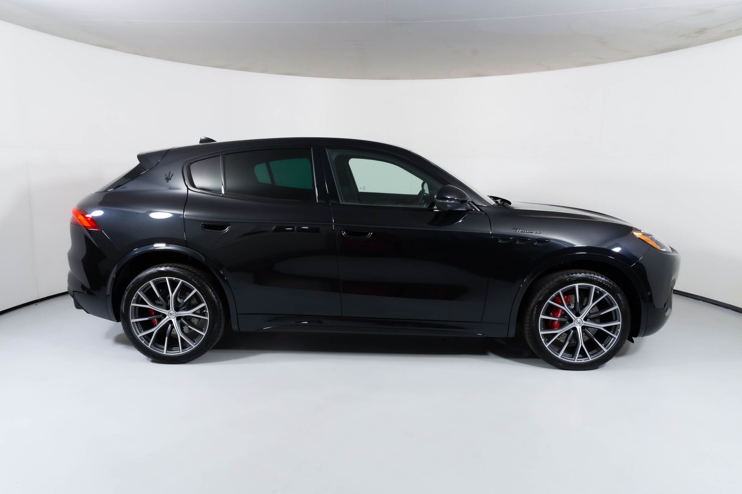 2026 Maserati Grecale Modena V6 - Photo 17