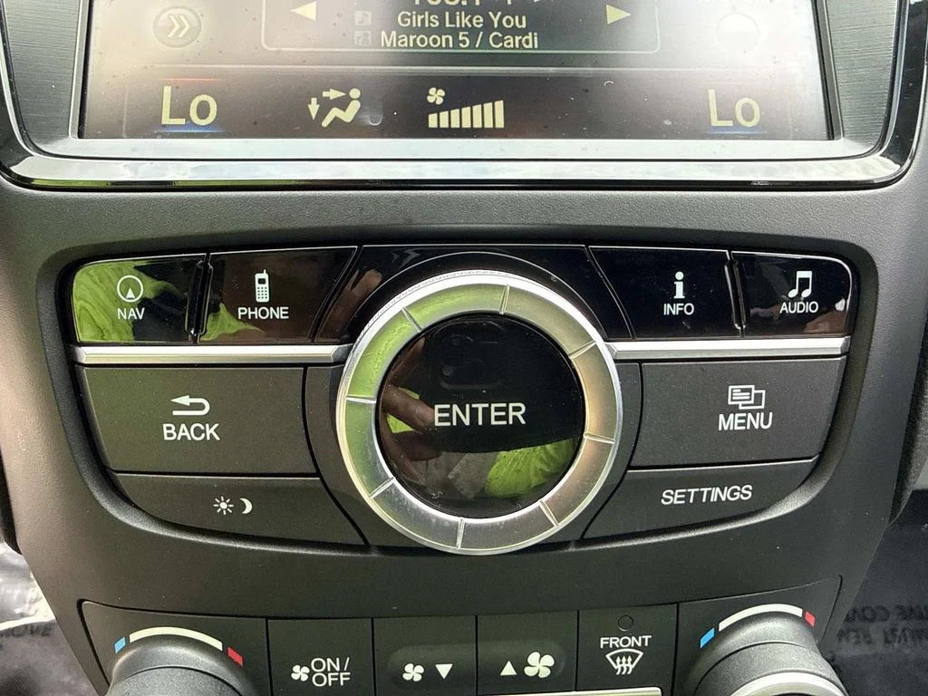 Used 2017  Acura  image 34