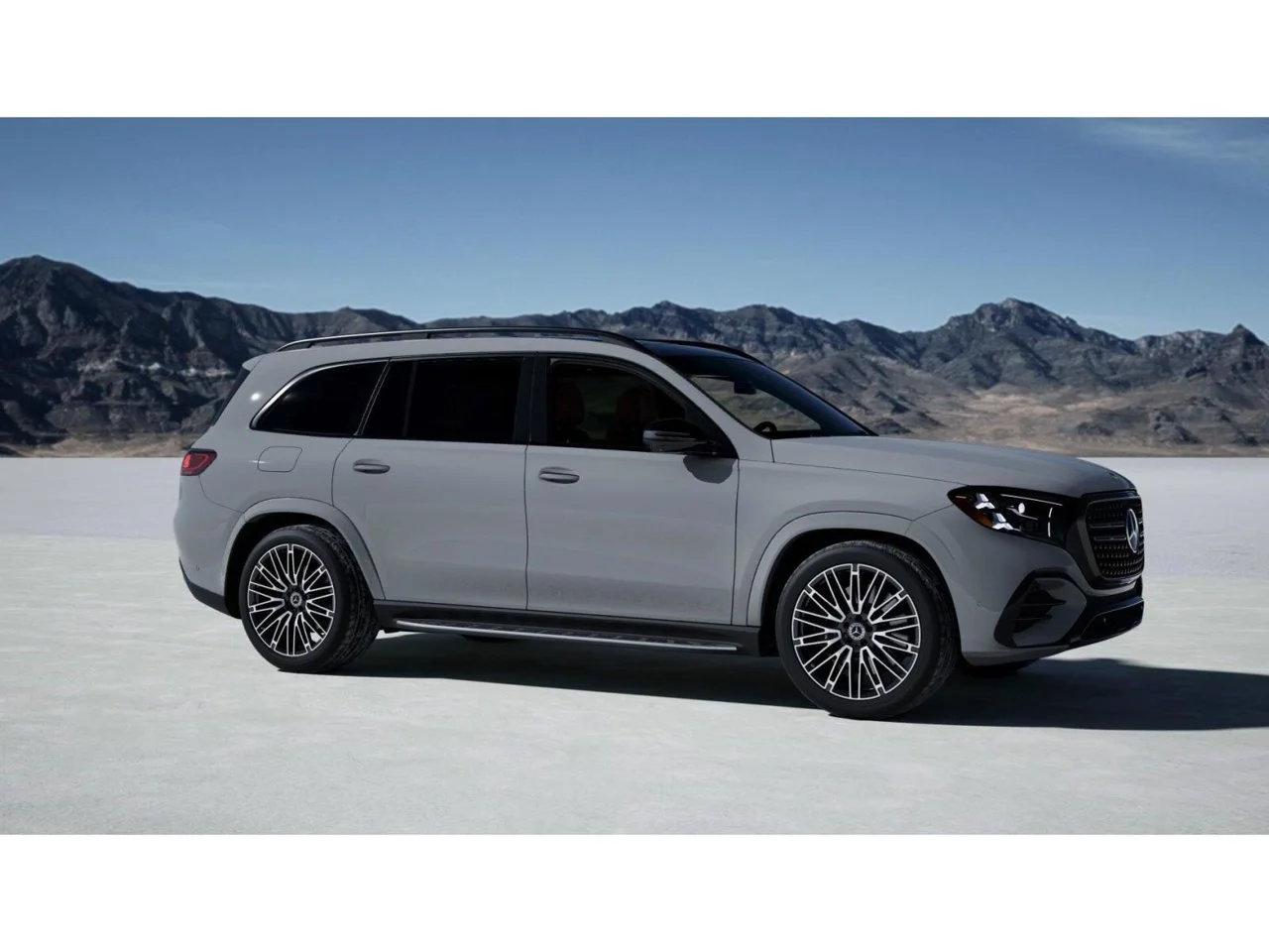 New 2027 MANUFAKTUR Alpine Grey Mercedes-Benz GLS 450 image 13