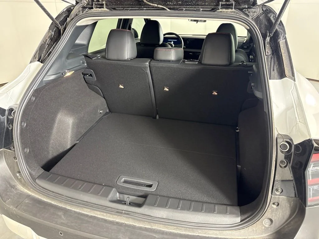 New 2026 Aspen White TriCoat / Super Black Two-tone Nissan SR image 20