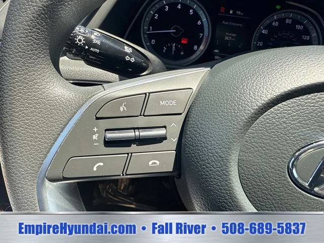 Used 2023 Silver Hyundai SEL image 28