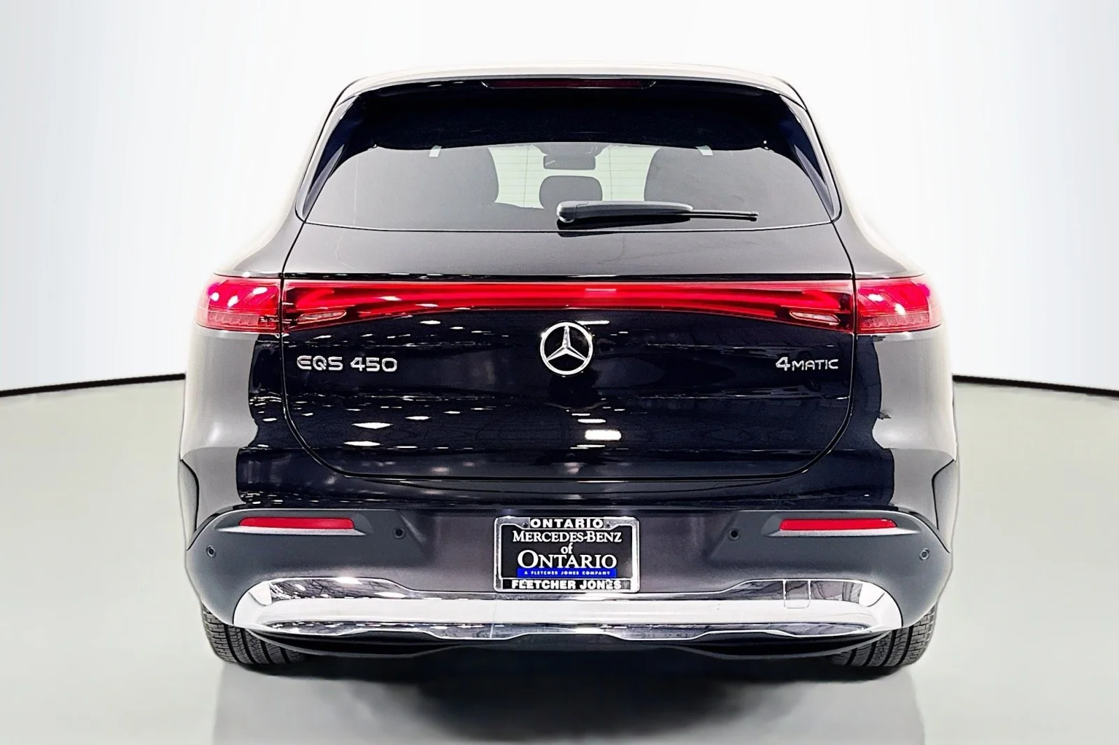 Certified Used 2025 Obsidian Black Metallic Mercedes-Benz 450 image 5
