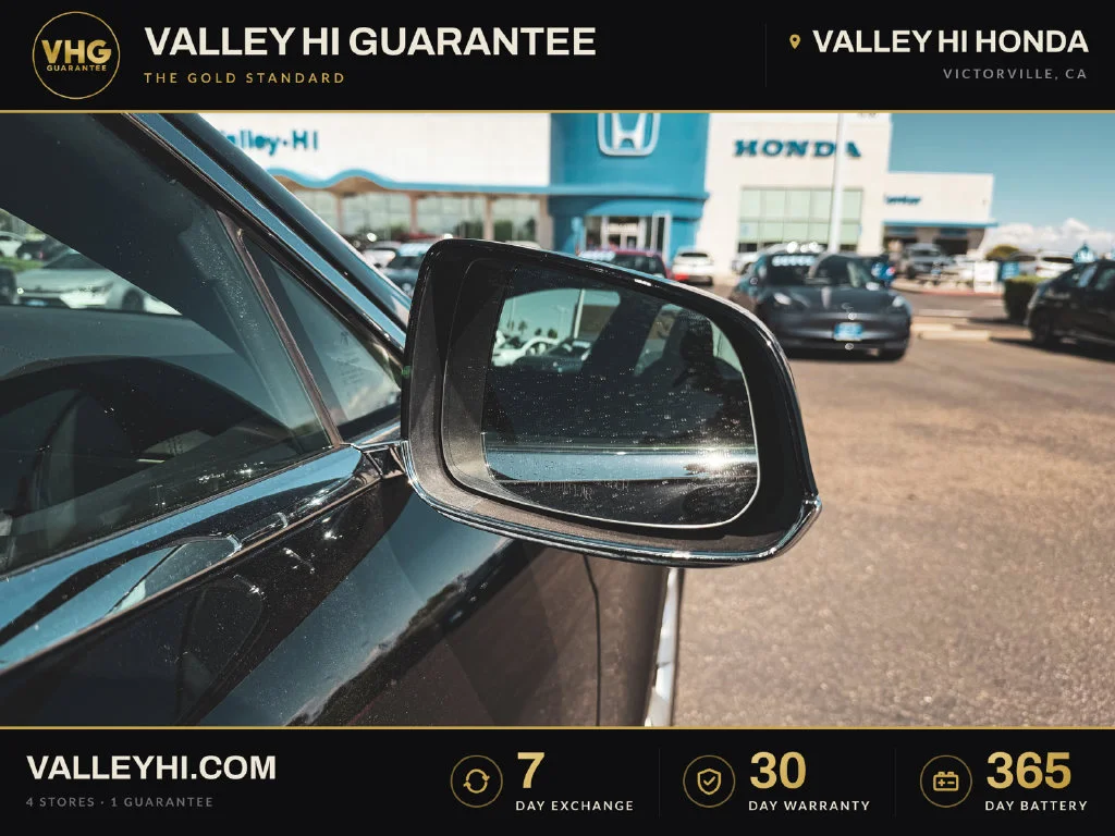 Used 2018  Tesla  image 10