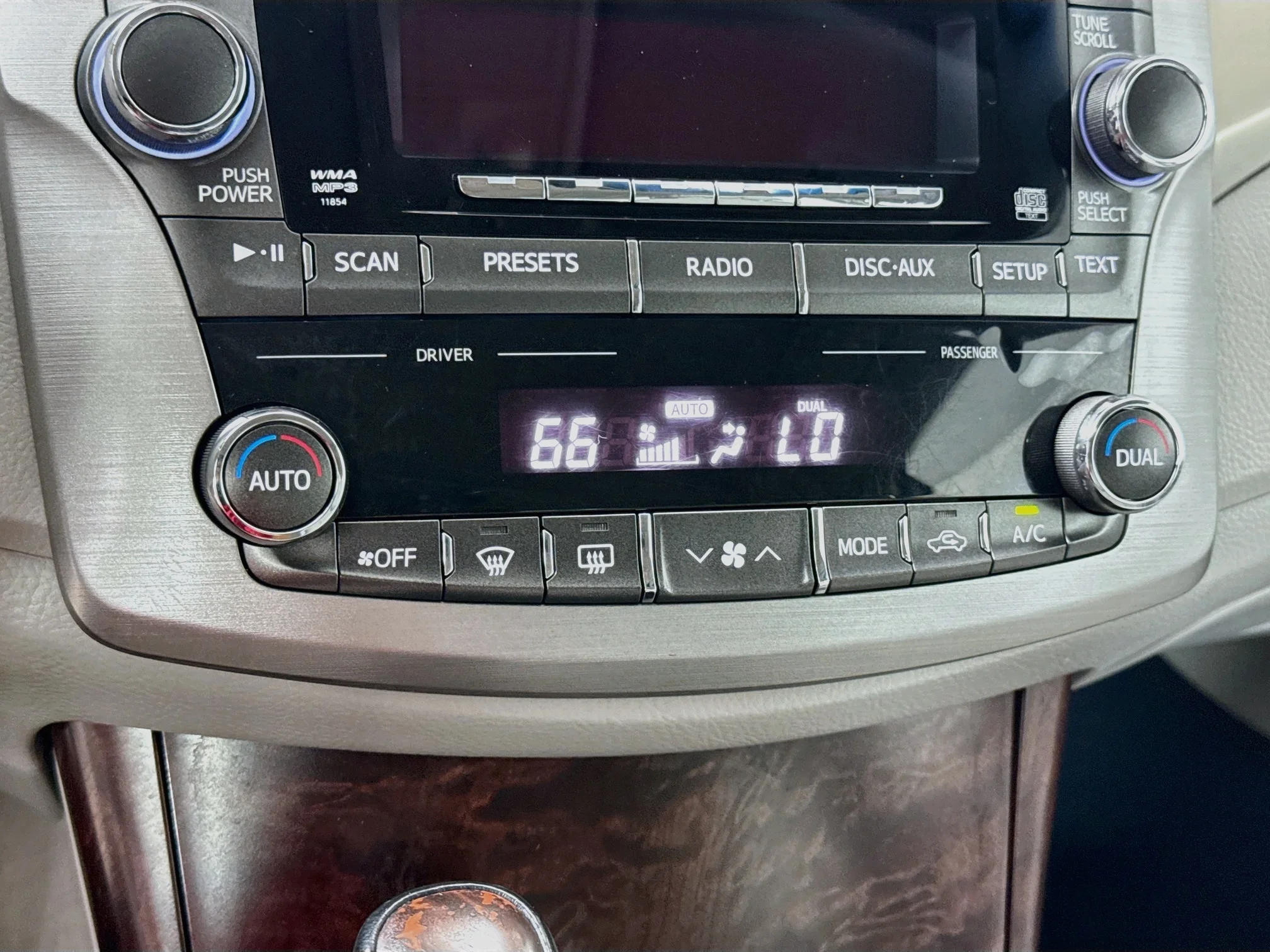 Used 2011 Cypress Pearl Toyota Limited image 14