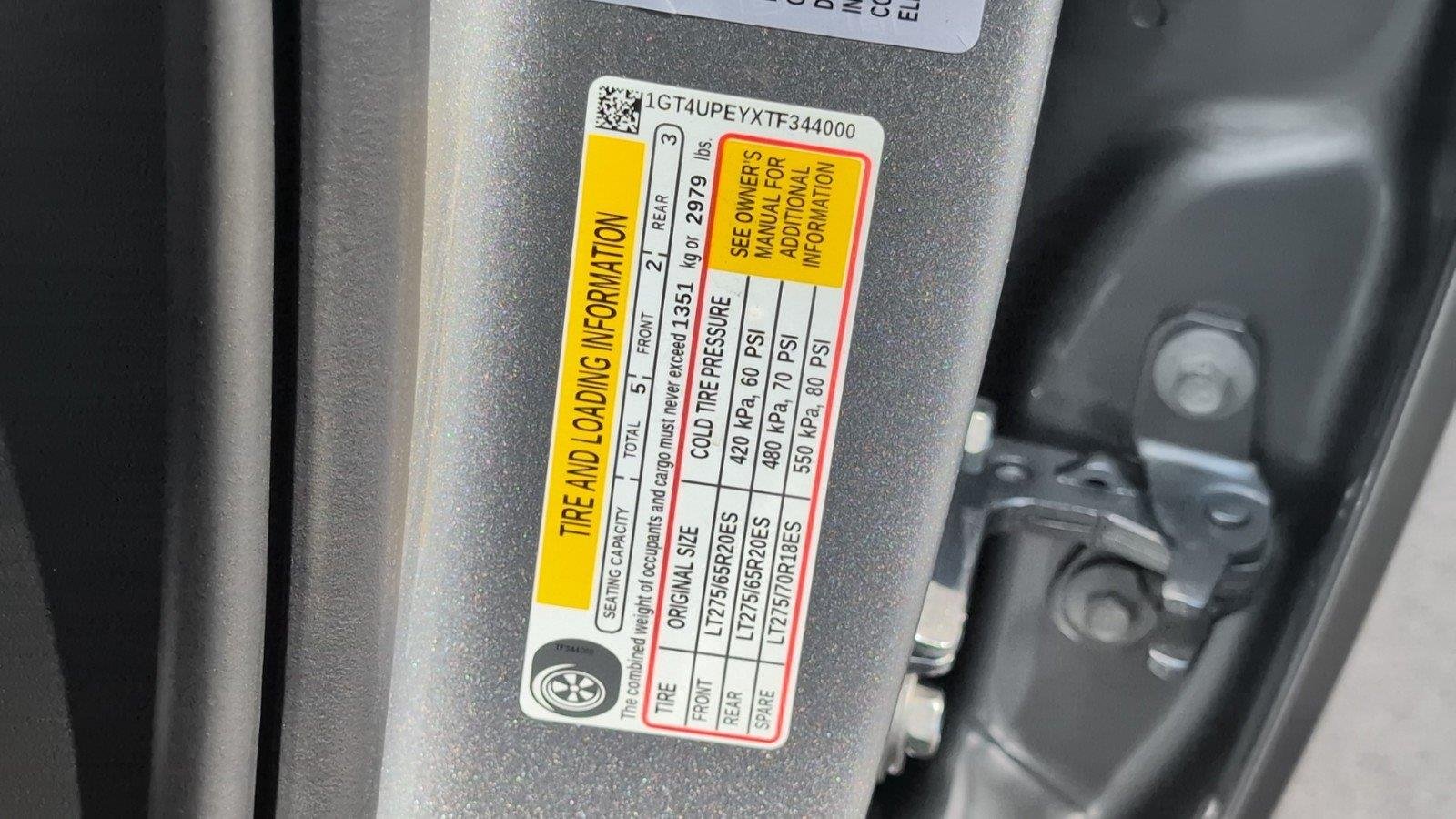 New 2026 Sterling Metallic GMC AT4 image 15