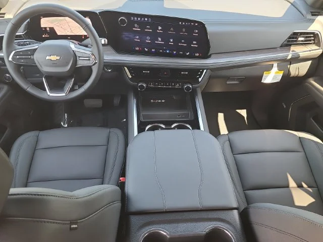 2026 Chevrolet Suburban LT - Photo 19