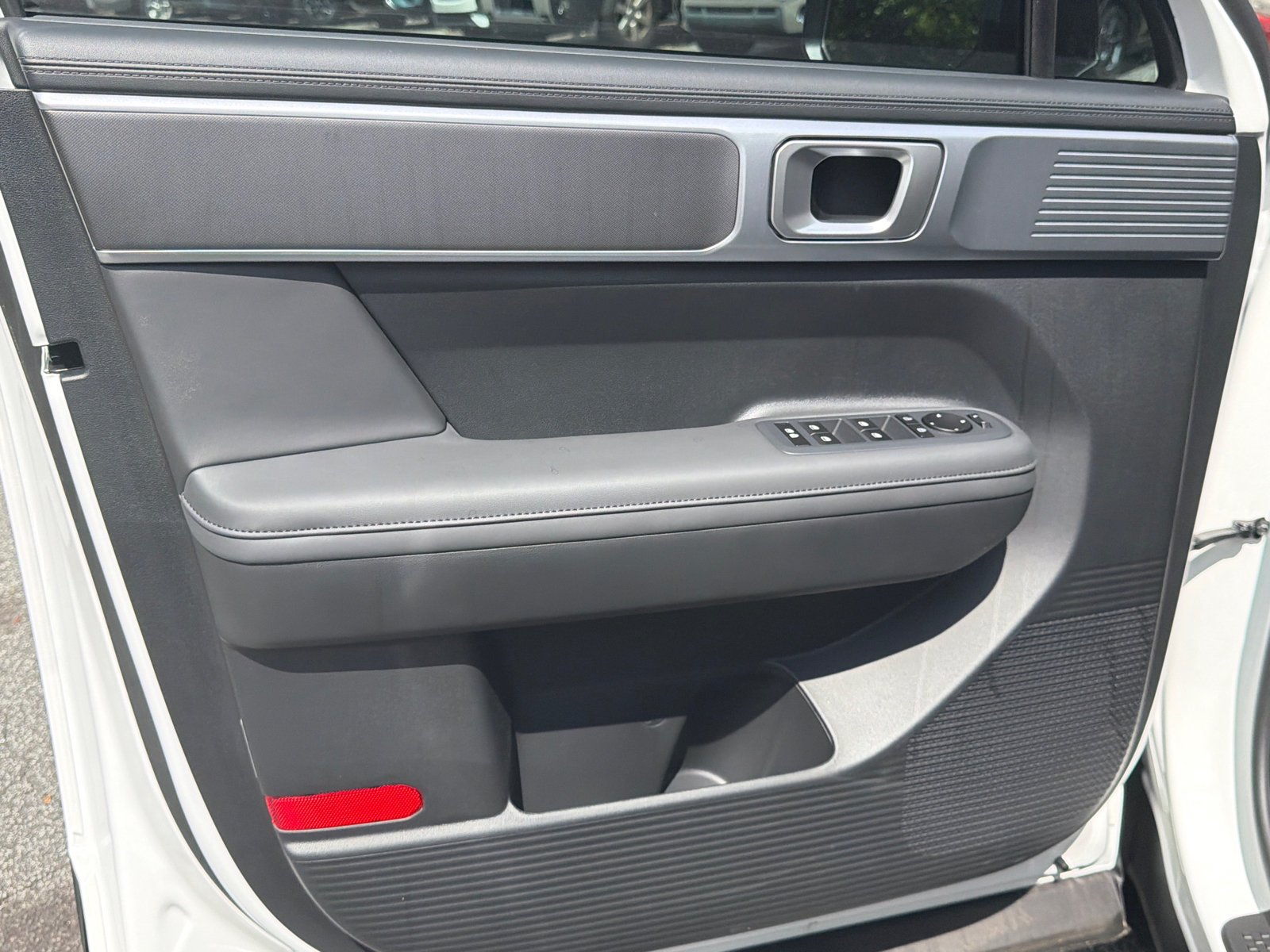 New 2026 Serenity White Hyundai XRT image 11