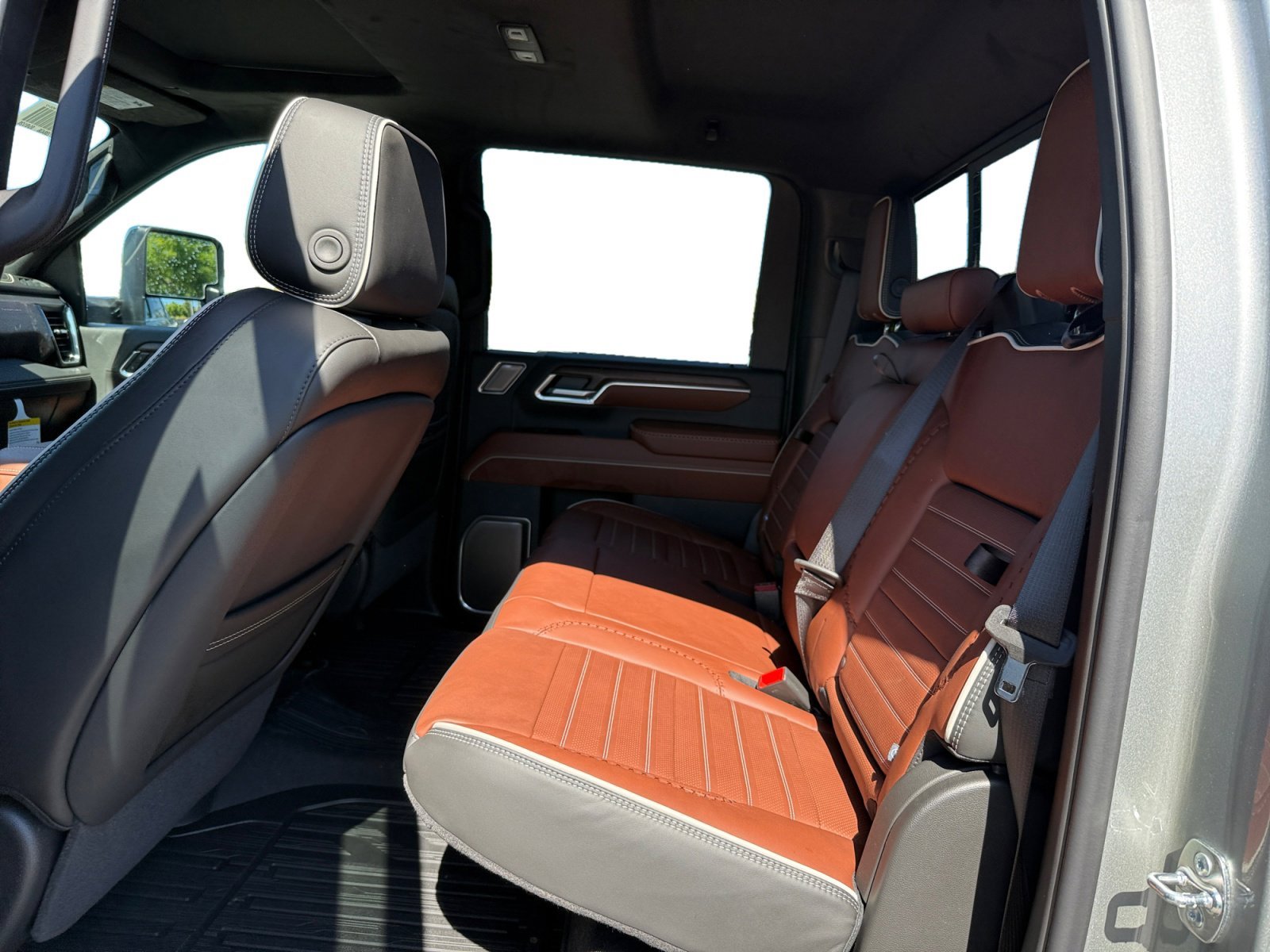 2026 GMC Sierra 2500HD Denali Ultimate - Photo 16