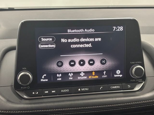 Used 2025 White Nissan SV image 28