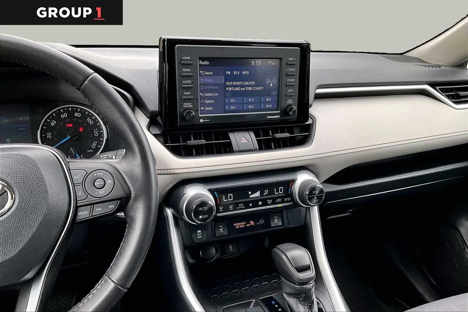 Used 2022 Magnetic Gray Metallic Toyota Hybrid XLE image 7