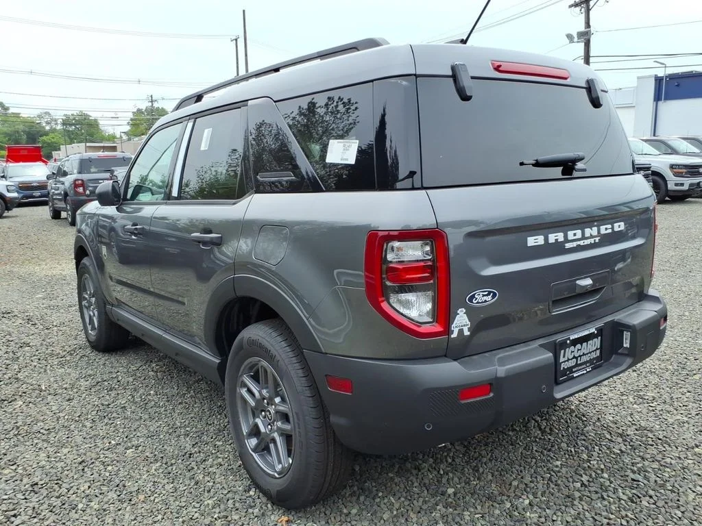 New 2026 Carbonized Gray Metallic Ford Big Bend® image 4