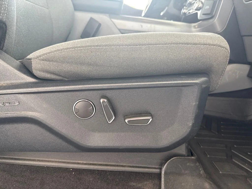Used 2021 Oxford White Ford XLT image 36