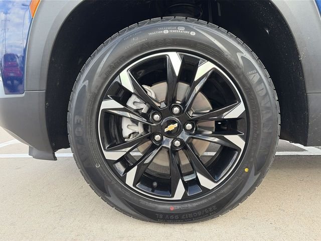 Used 2023 Blue Chevrolet LT image 19