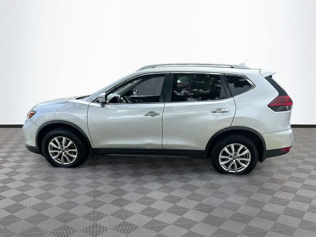 Used 2019 Silver Nissan SV image 8