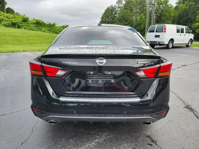 Used 2022 Black Nissan 2.5 SR image 7