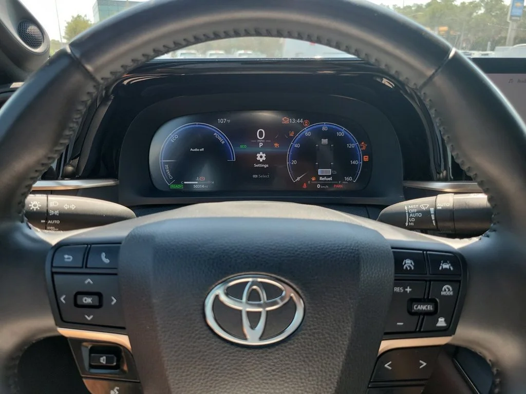 Used 2023 White Toyota Limited image 11