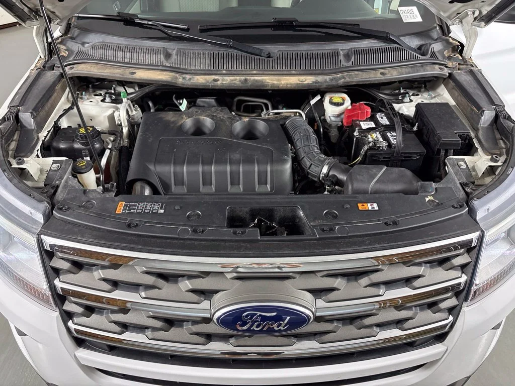 Used 2018 White Ford Base image 38