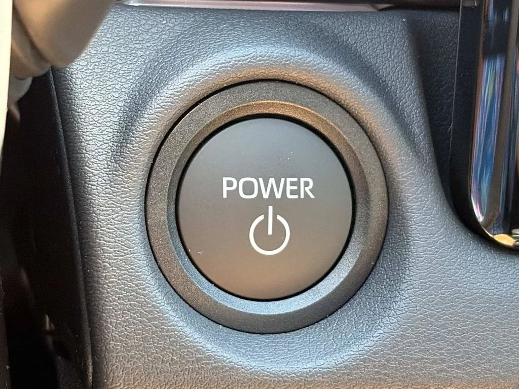 New 2026 Wind Chill Pearl Toyota XLE image 36