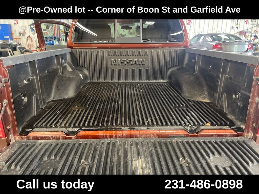 Used 2016 Brown Nissan SV image 28