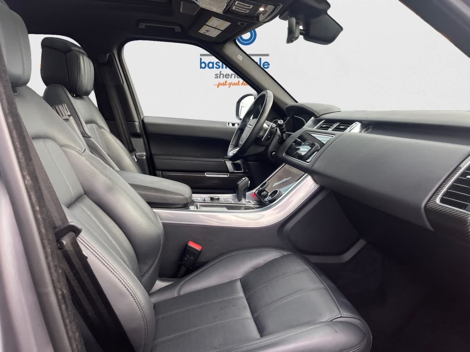 Used 2022 Carpathian Grey Premium Metallic Land Rover Autobiography image 21