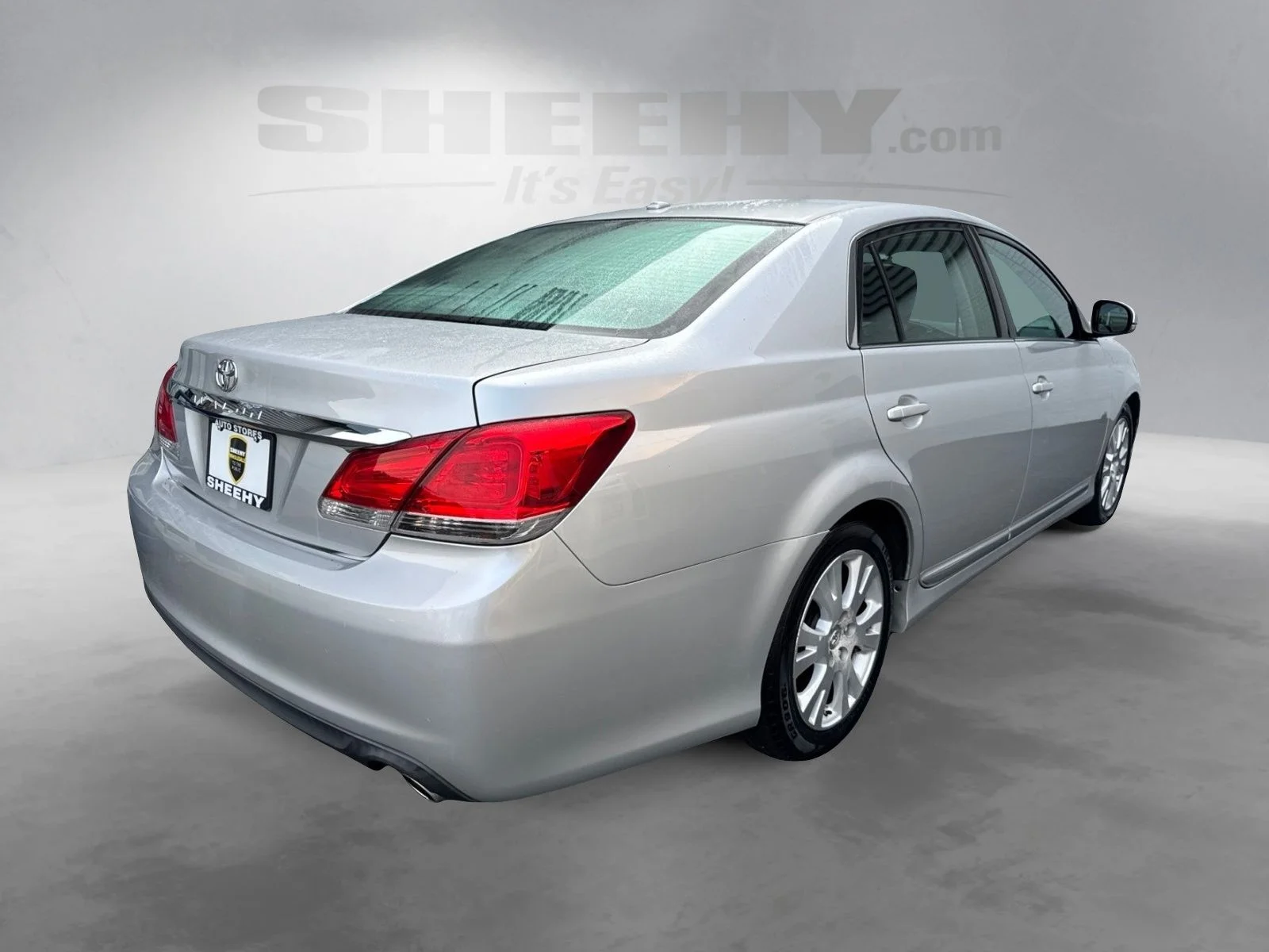Used 2012 Silver Toyota Base image 11