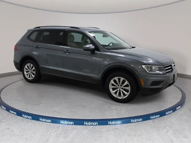 Used 2019 Platinum Gray Metallic Volkswagen 2.0T S image 4