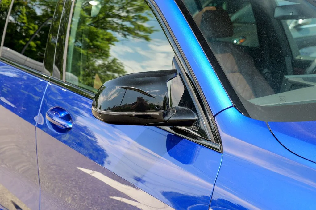 Used 2025 Marina Bay Blue Metallic BMW M60i image 11