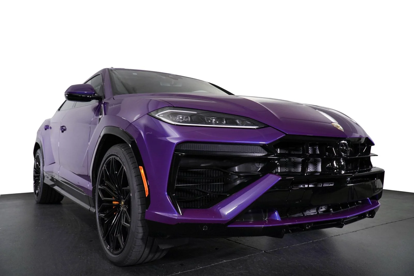 Used 2025  Lamborghini  image 13