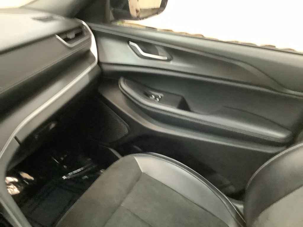 Certified Used 2023 Velvet Red Pearlcoat Jeep Altitude image 22