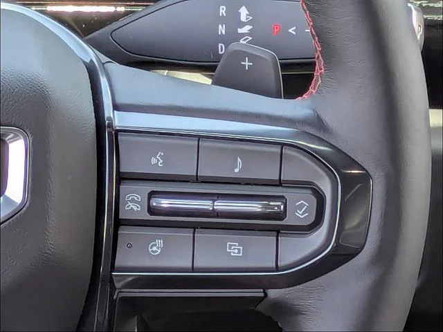 2026 GMC Yukon AT4 Ultimate - Photo 22