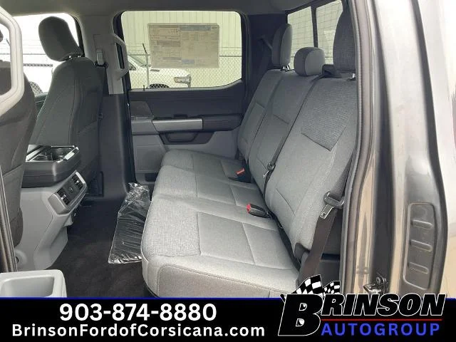 New 2026 Carbonized Gray Metallic Ford XLT image 27
